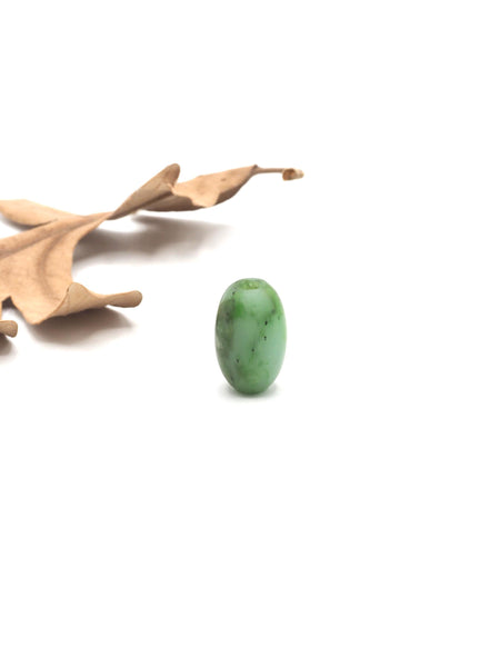 canadian jade bead
freshwater jade